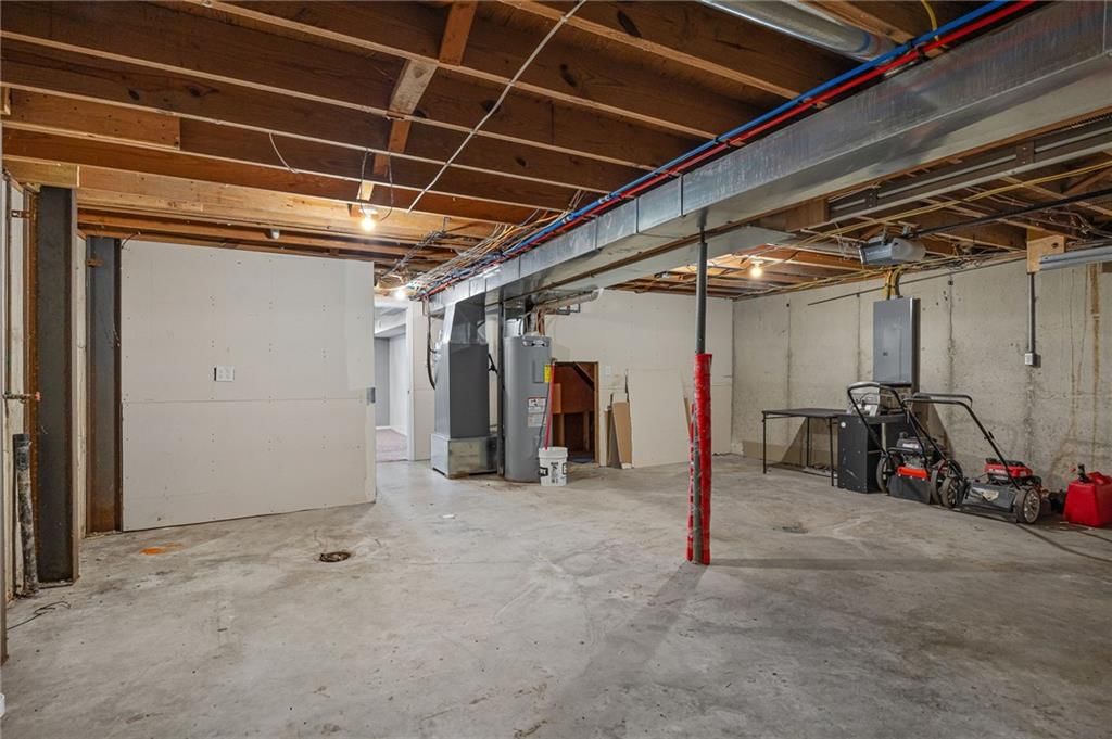 1003 Shelton Street — photo 22