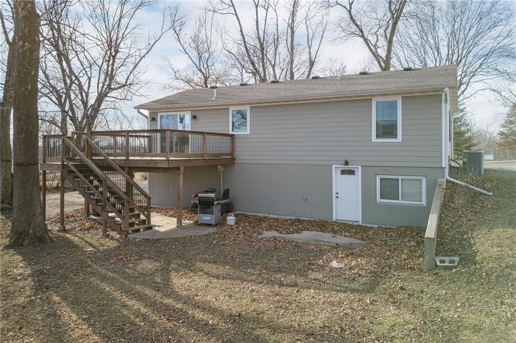 1003 Shelton Street — photo 24