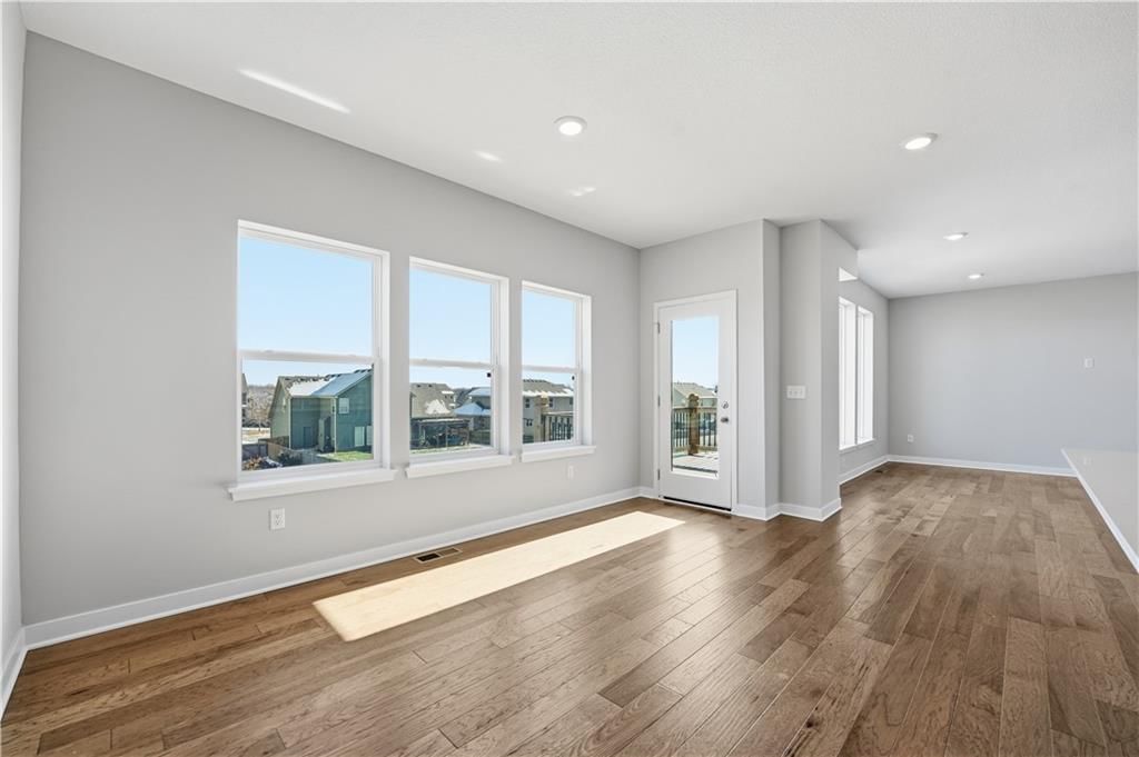 409 Woodview Drive — photo 14