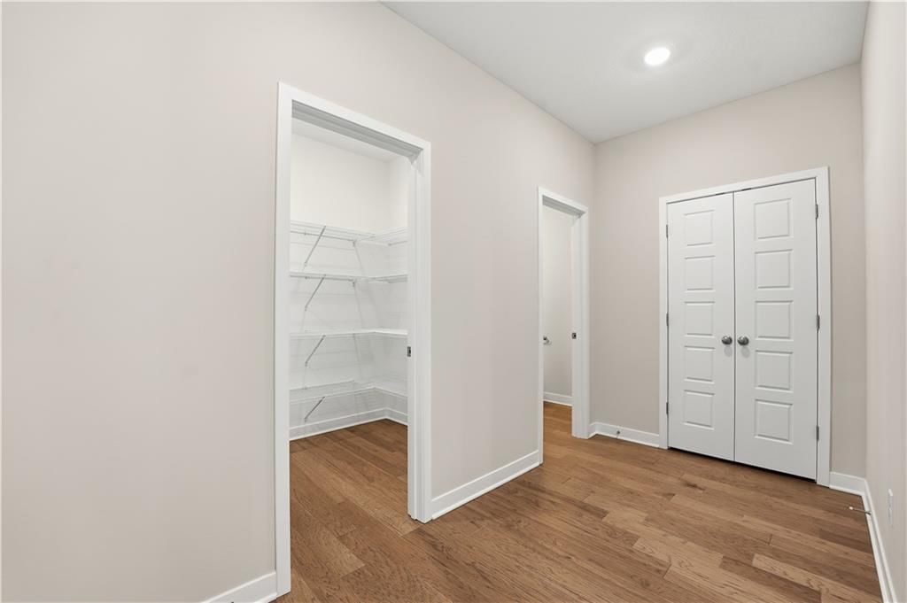 409 Woodview Drive — photo 15