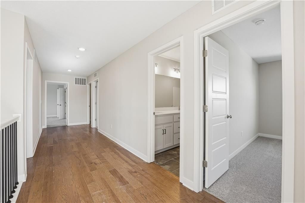 409 Woodview Drive — photo 19