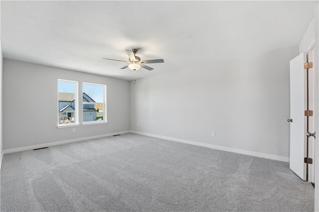 409 Woodview Drive — photo 29