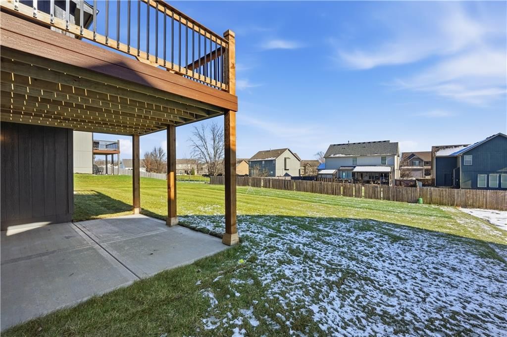 409 Woodview Drive — photo 36