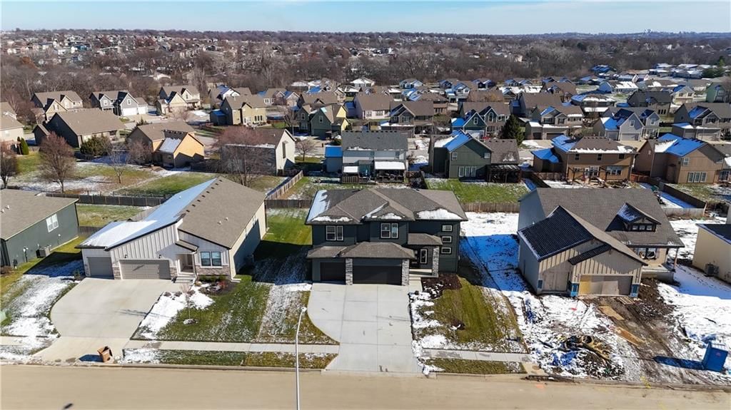 409 Woodview Drive — photo 41