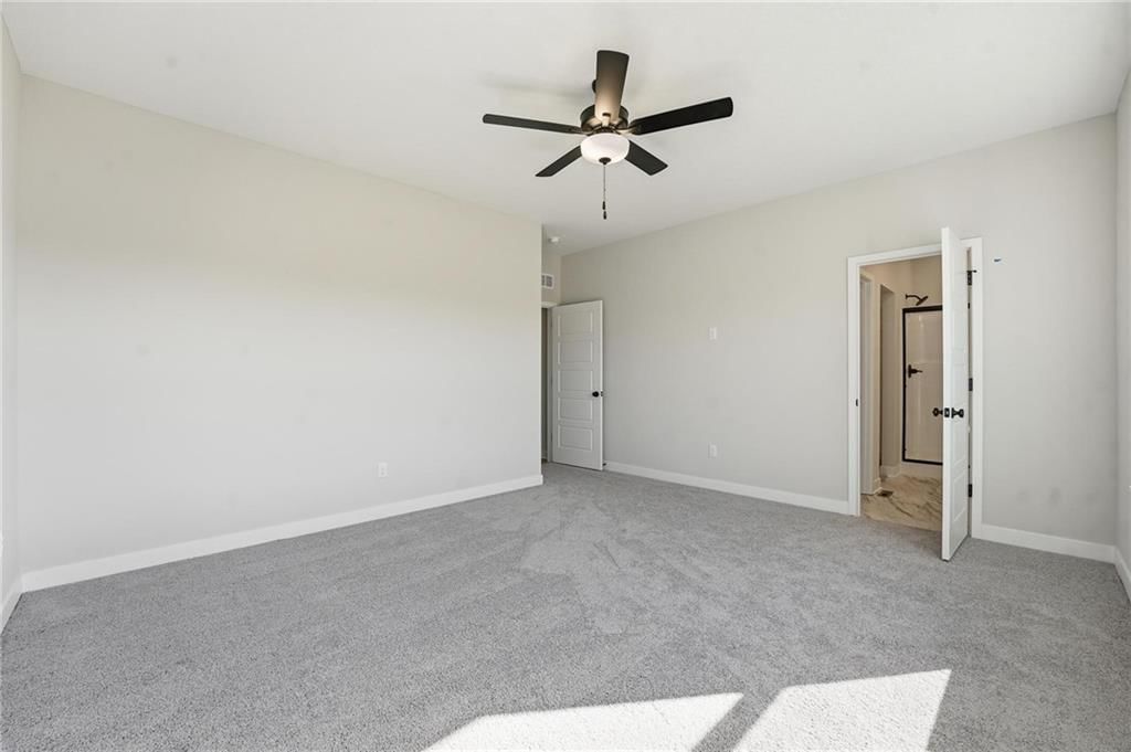 411 Woodview Drive — photo 23