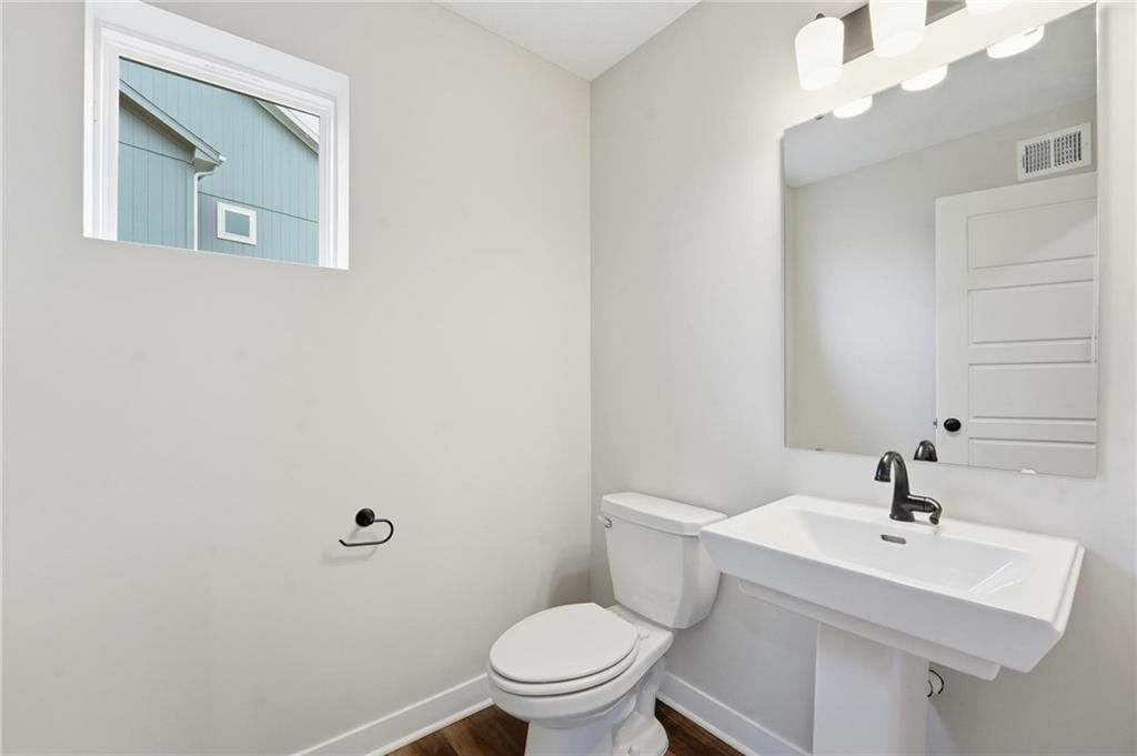 1304 SE Windbreak Drive — photo 12