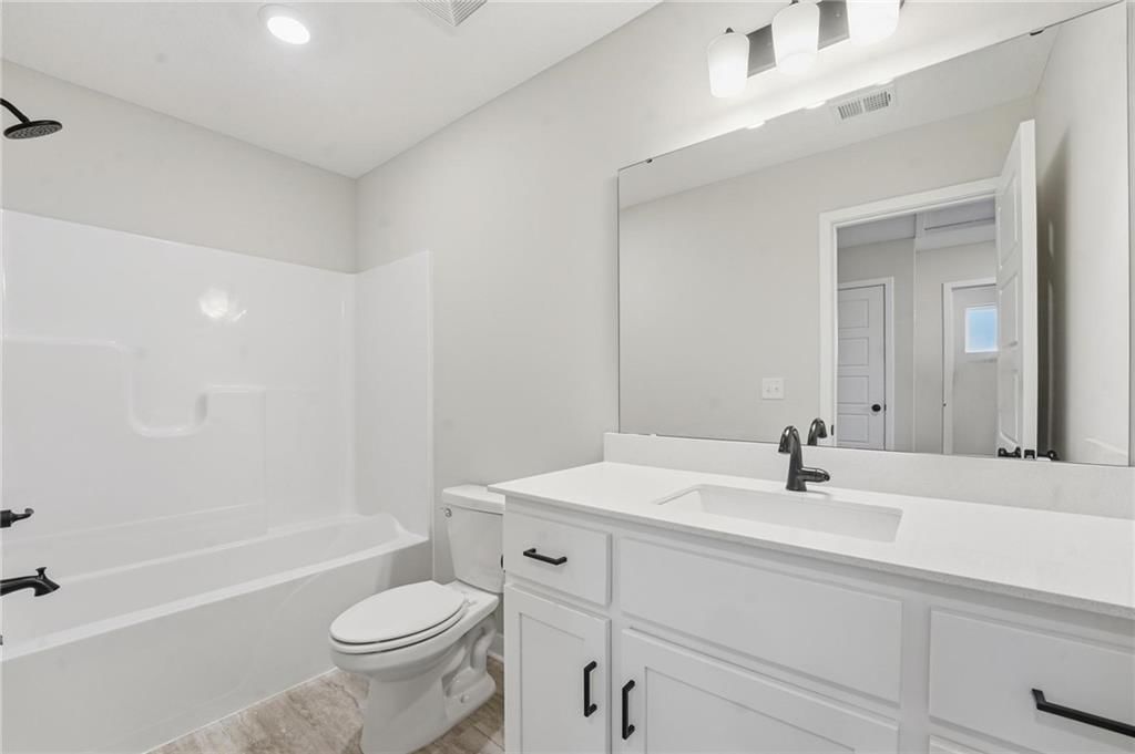 1304 SE Windbreak Drive — photo 19