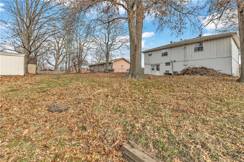 5016 N Bellaire Avenue — photo 16