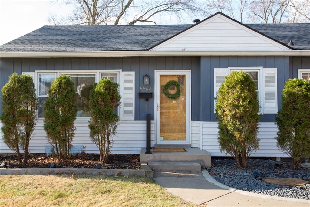 5542 Ash Drive — photo 2