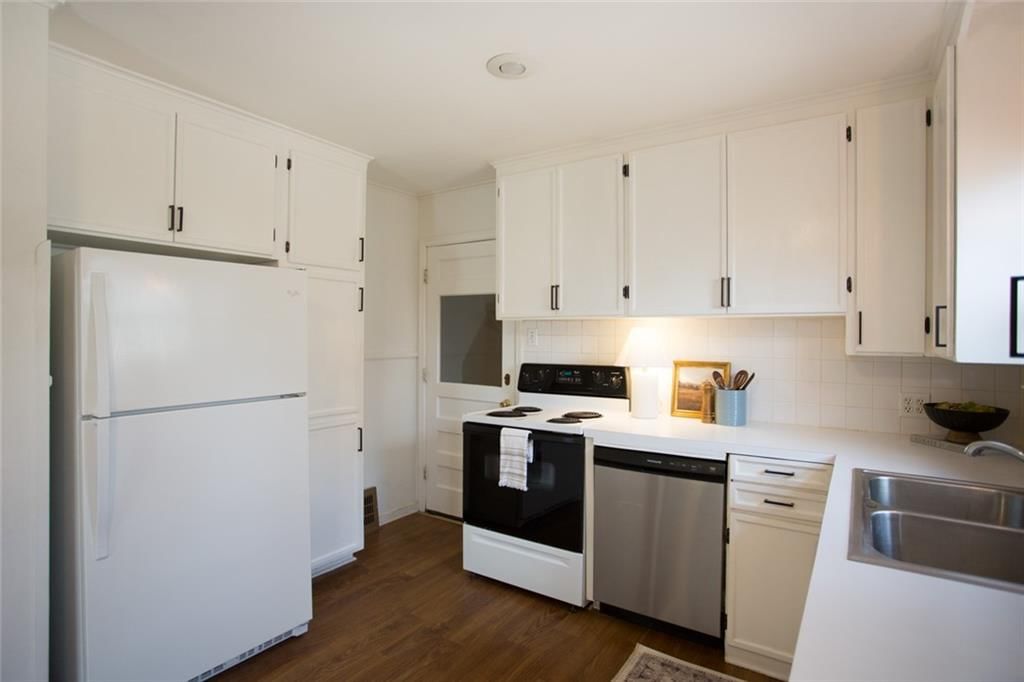 5542 Ash Drive — photo 9