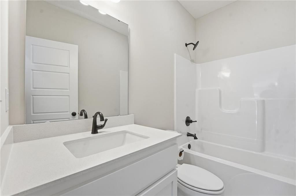 1432 SE Silo Street — photo 18