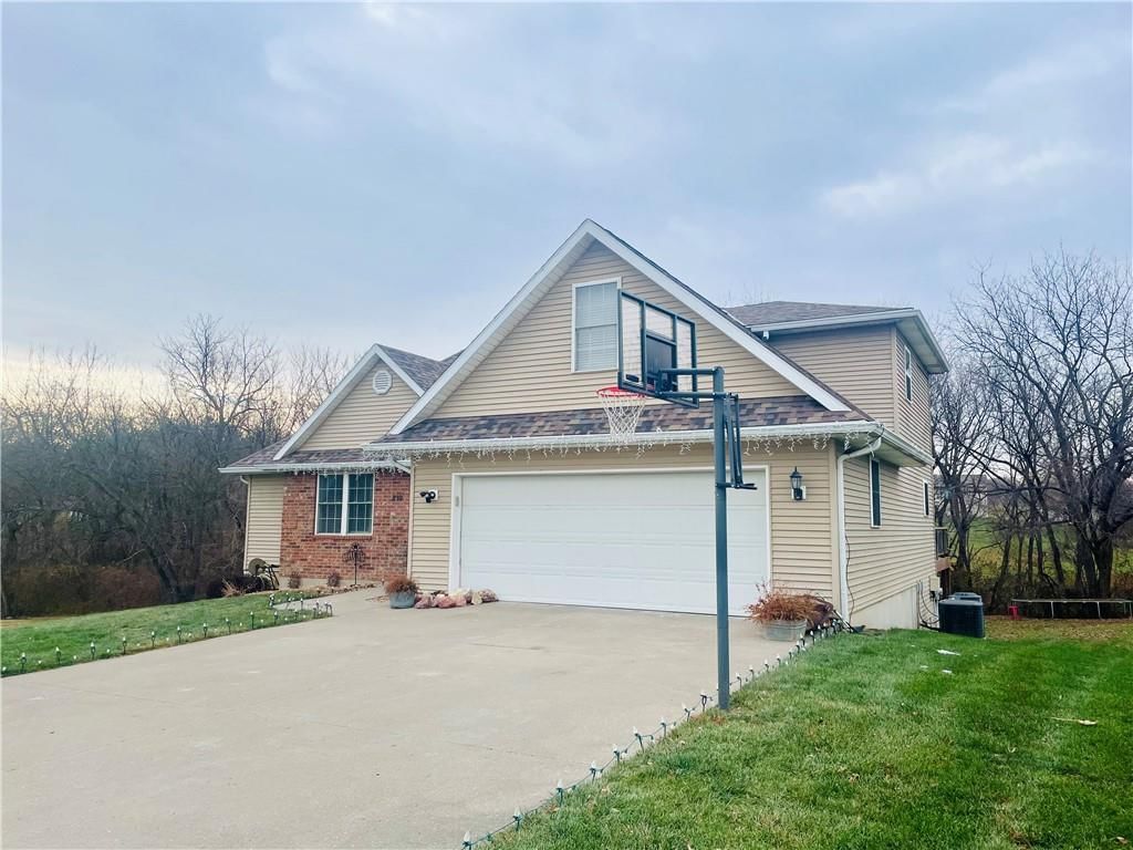 810 Arrowhead Circle — photo 2
