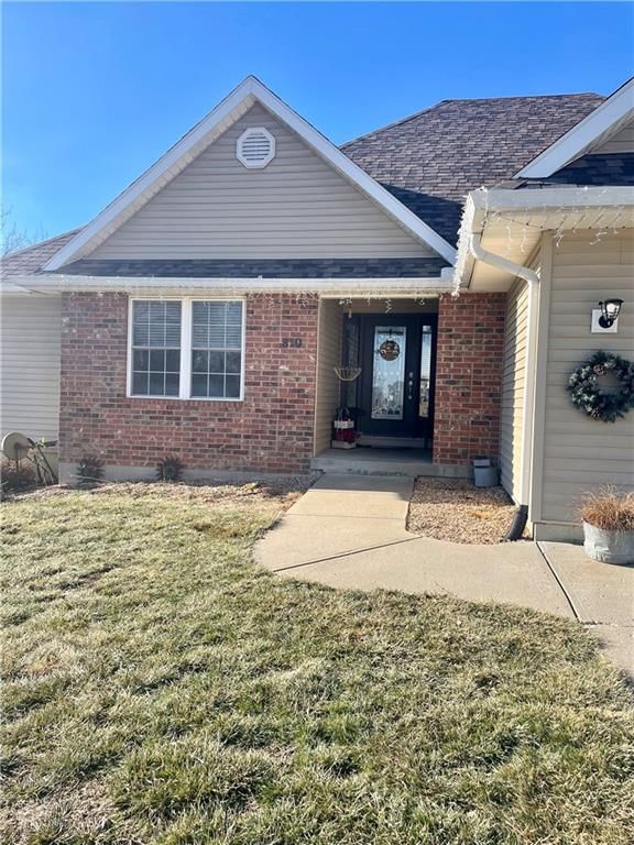 810 Arrowhead Circle — photo 4