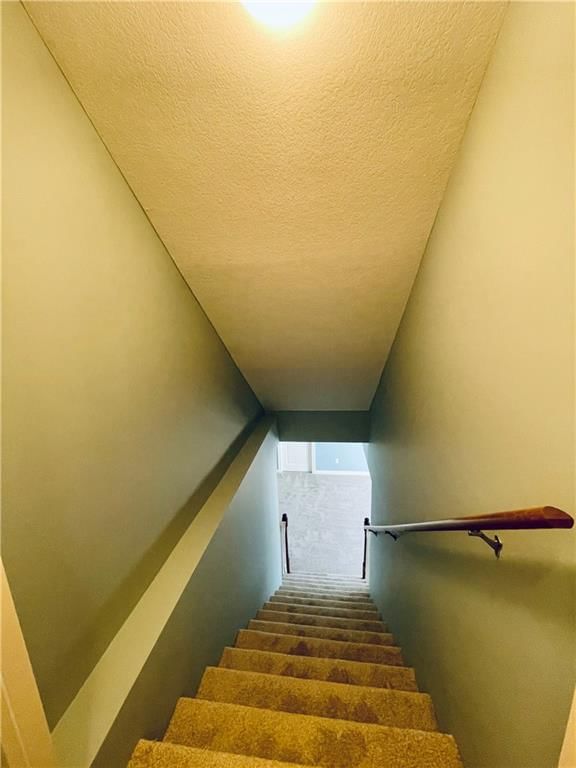 810 Arrowhead Circle — photo 40