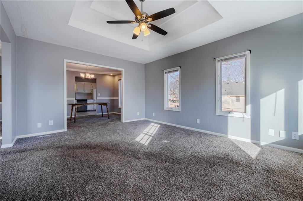 7801 N Garfield Avenue — photo 11