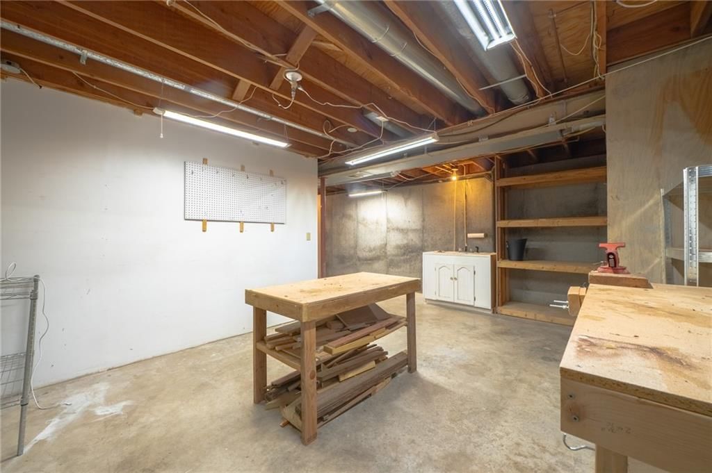 7801 N Garfield Avenue — photo 29
