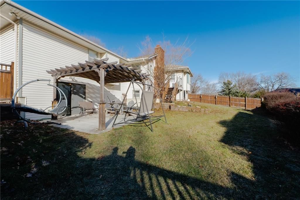 7801 N Garfield Avenue — photo 33