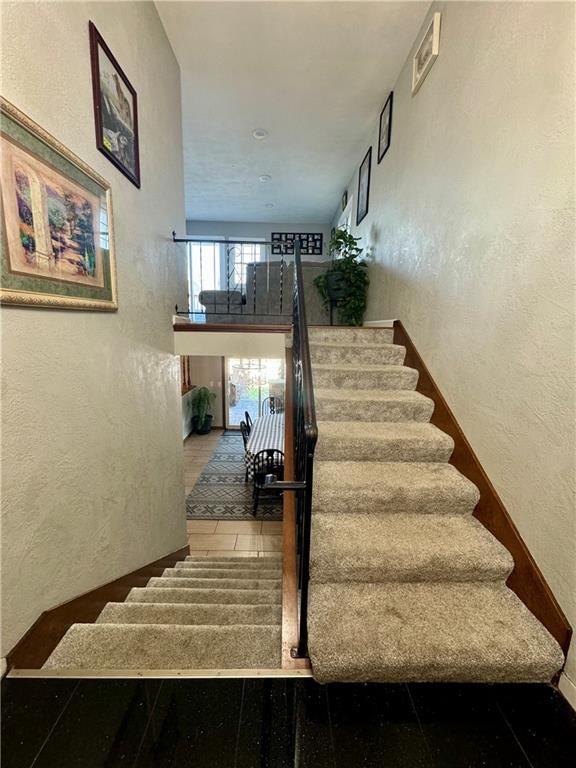 5948 Richmond Avenue — photo 7