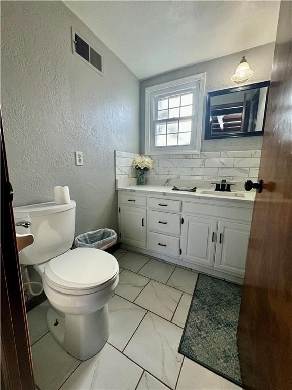 5948 Richmond Avenue — photo 31