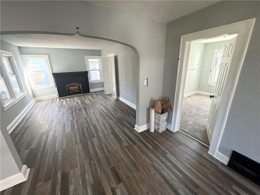 2215 E Meyer Boulevard — photo 2