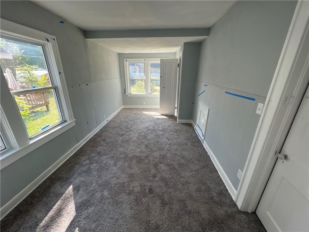 2215 E Meyer Boulevard — photo 3