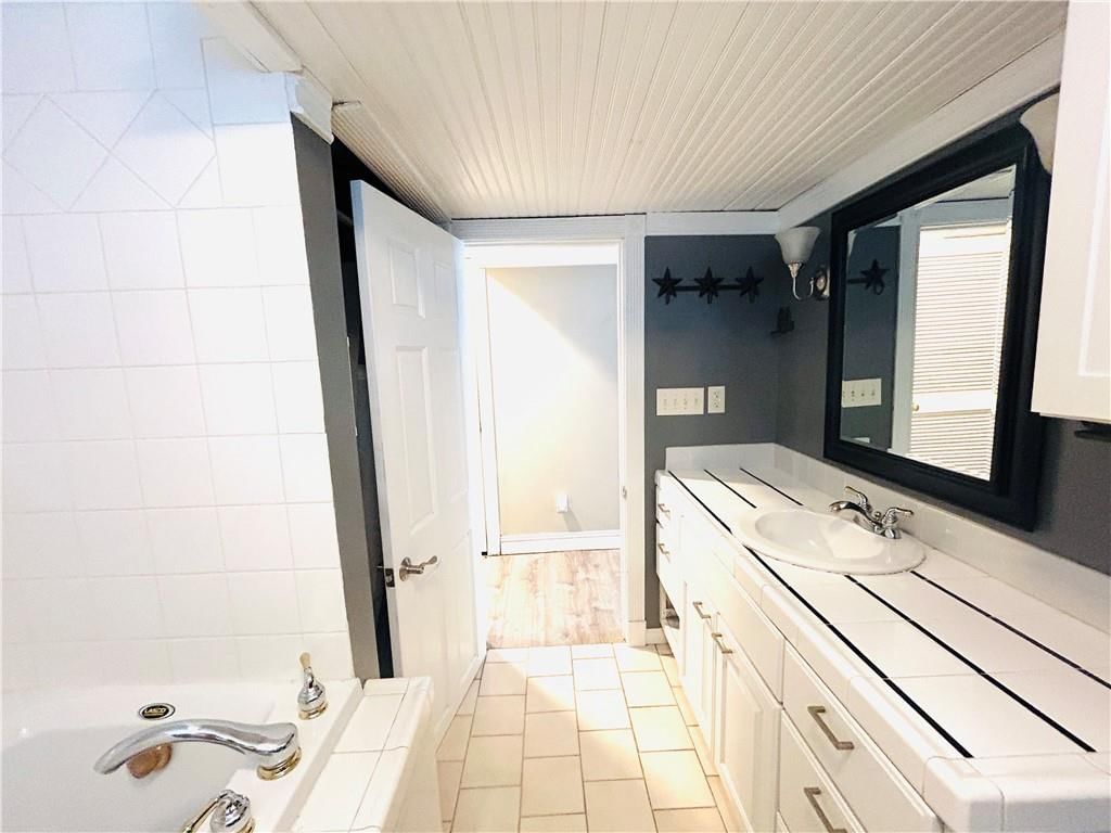 824 Garden Street — photo 15