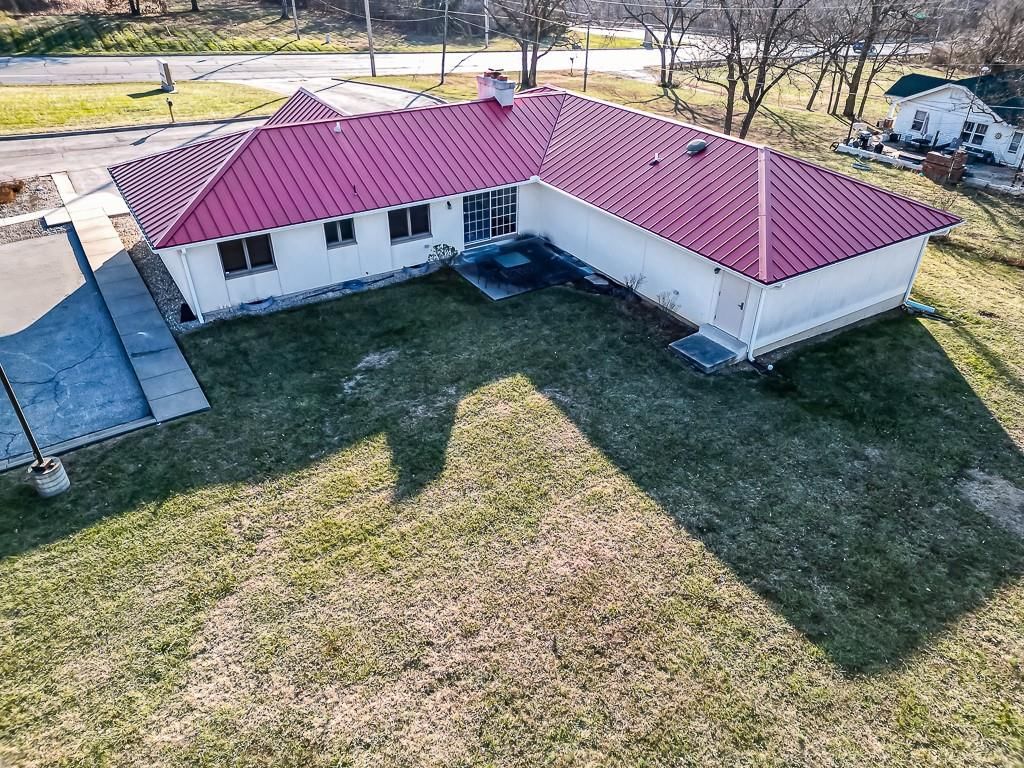 9340 Parallel Parkway — photo 26