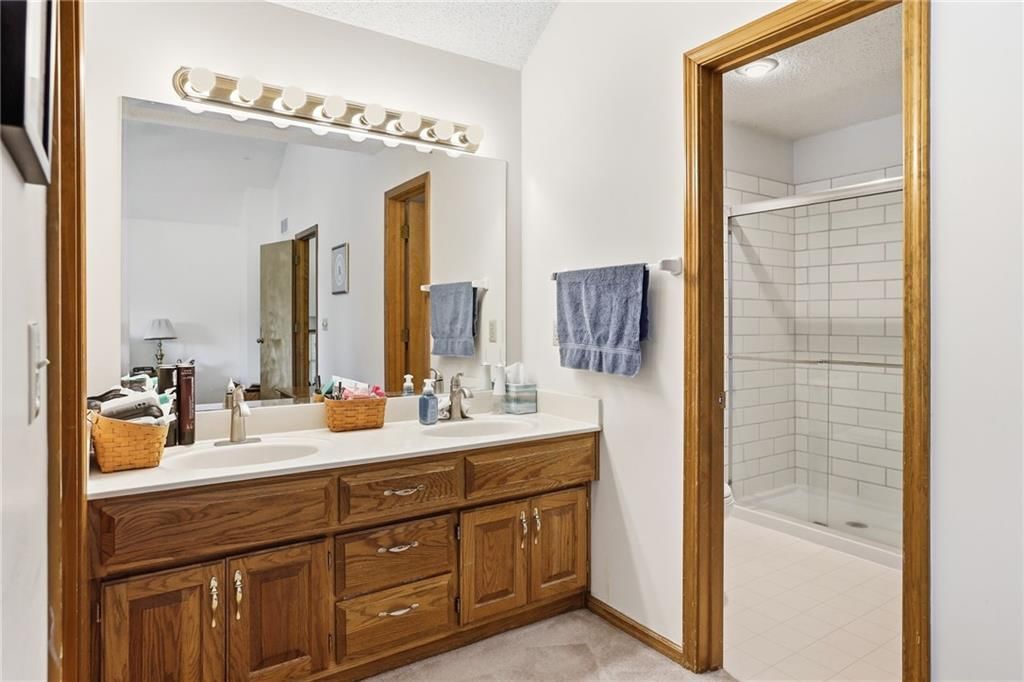 12336 S Albervan Street — photo 10