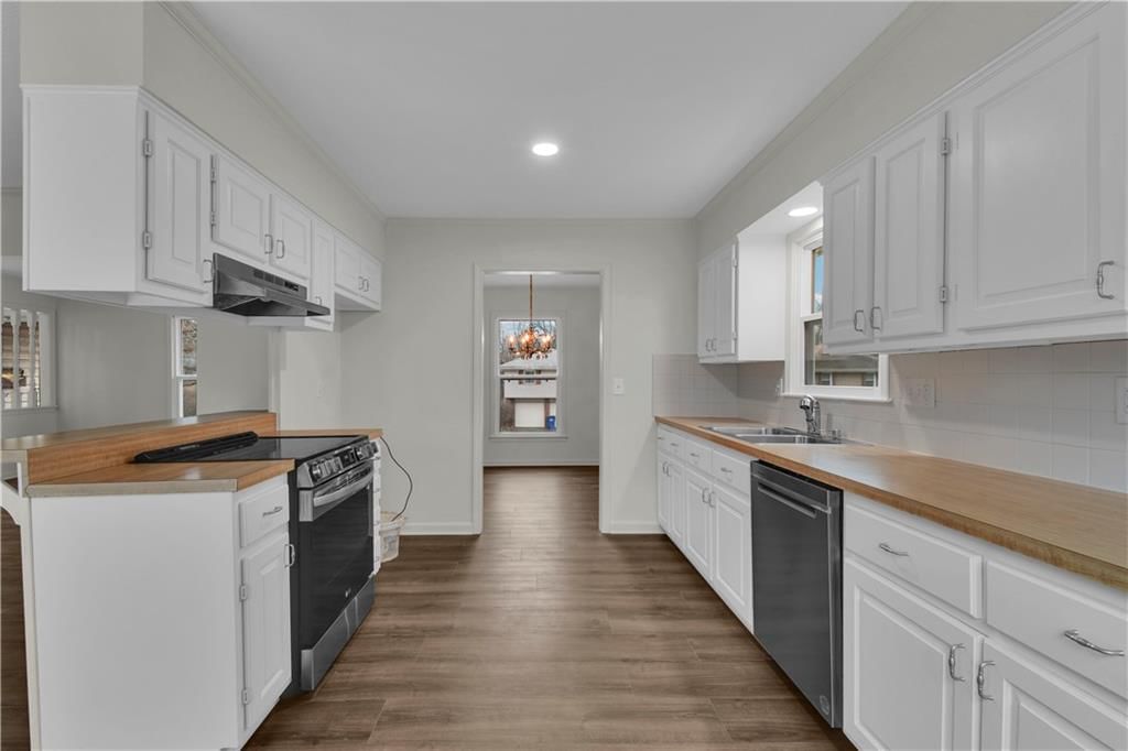422 Sunset Drive — photo 15