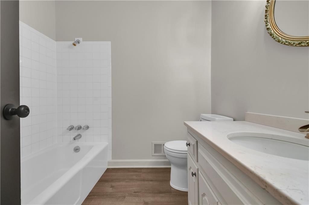 422 Sunset Drive — photo 17