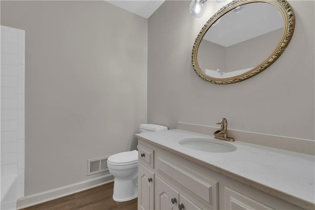 422 Sunset Drive — photo 18