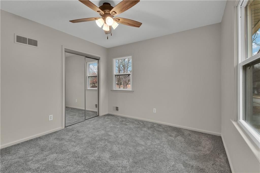 422 Sunset Drive — photo 19