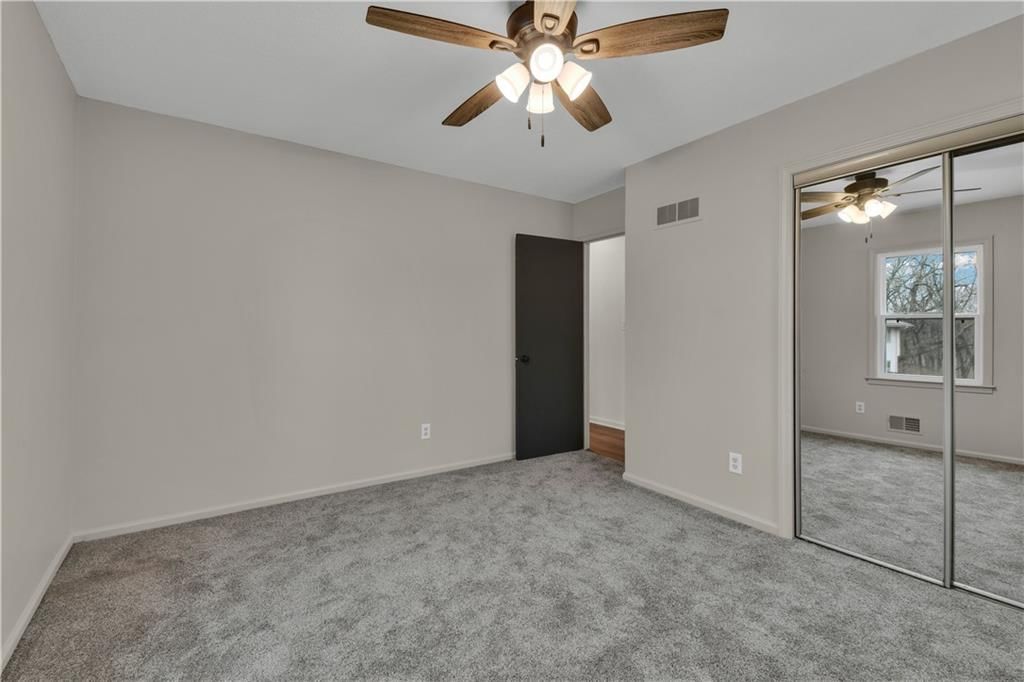 422 Sunset Drive — photo 21