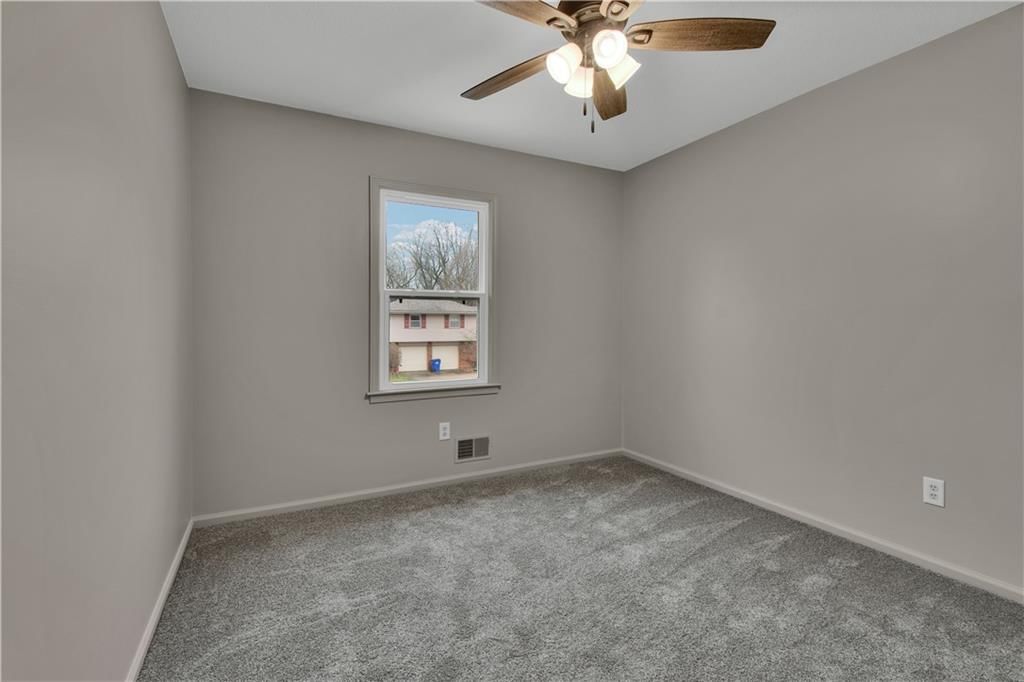 422 Sunset Drive — photo 24