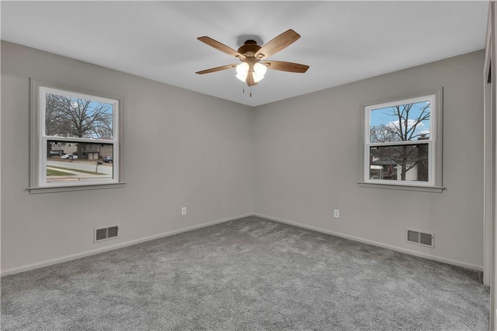 422 Sunset Drive — photo 27