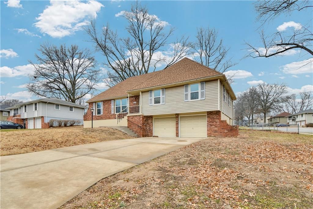 422 Sunset Drive — photo 42