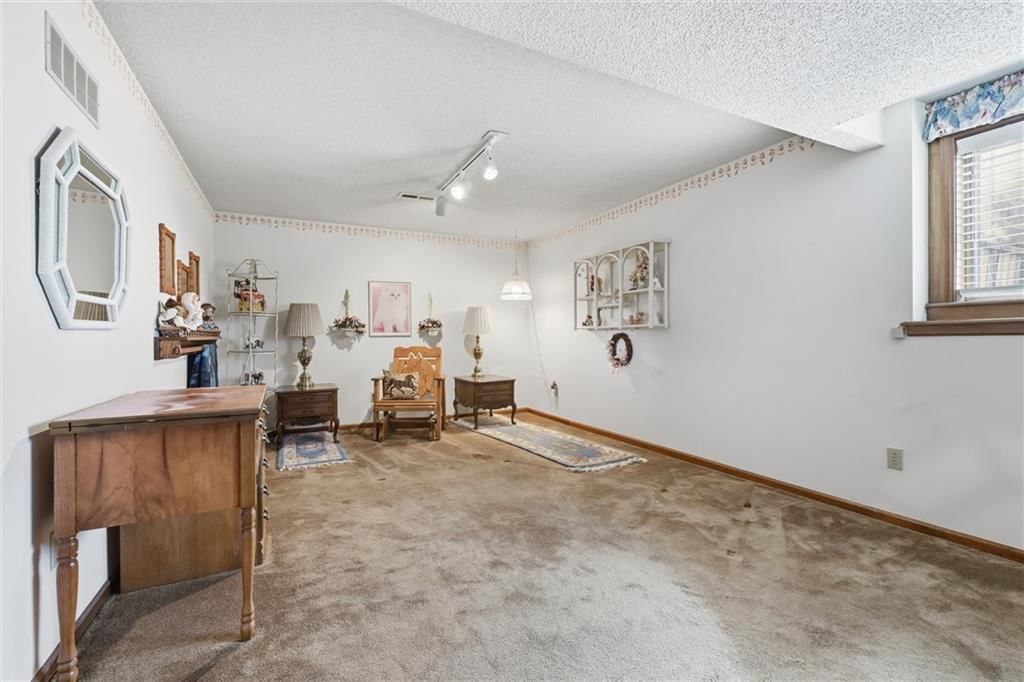 26418 S Freedom Road — photo 31