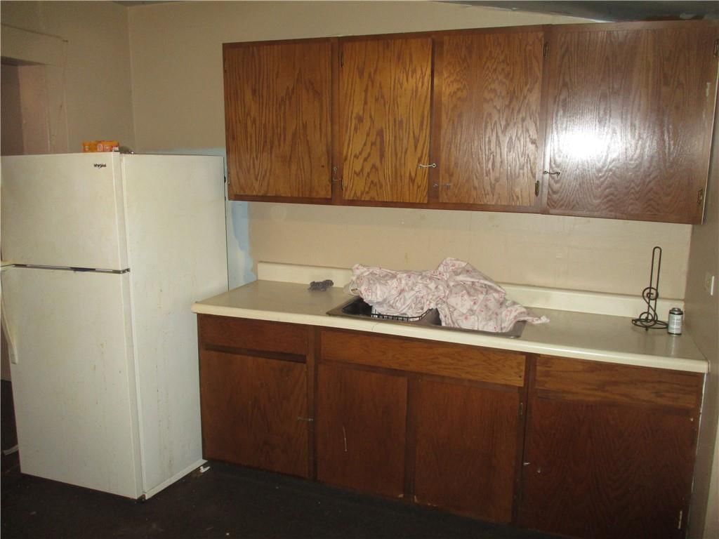 305 W Maple Street — photo 26