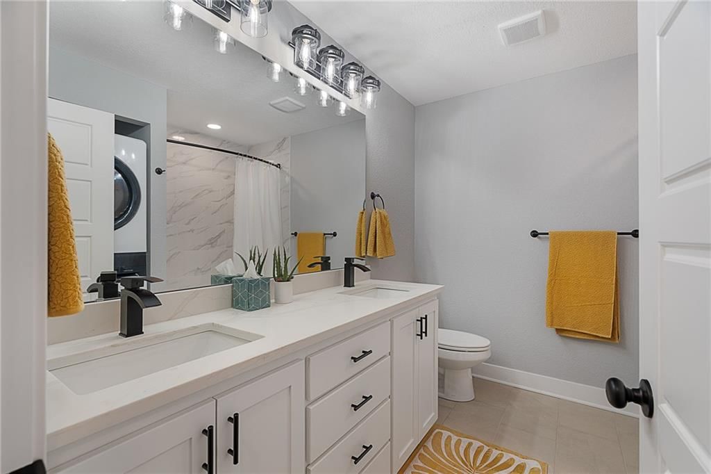 8565 Wycoff Drive — photo 13