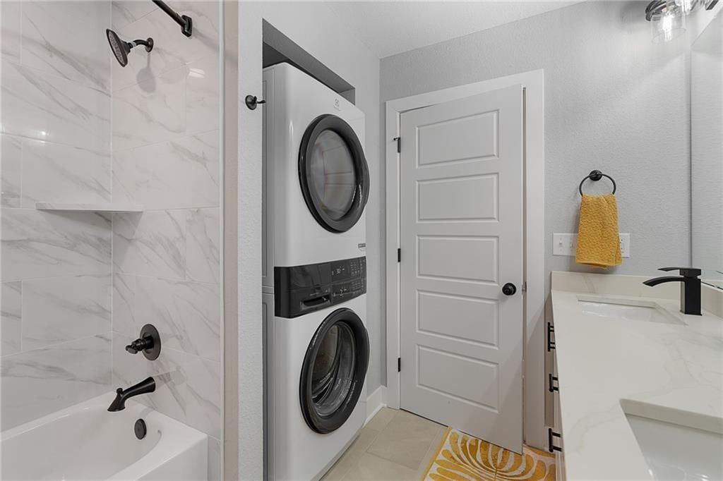 8565 Wycoff Drive — photo 14