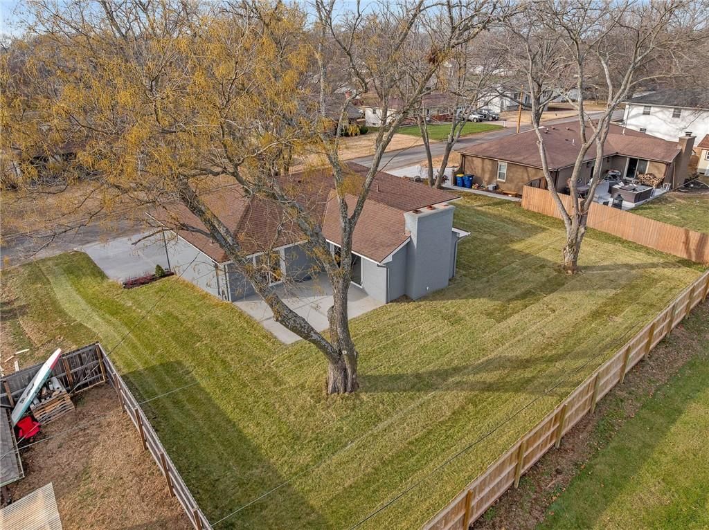 8565 Wycoff Drive — photo 23