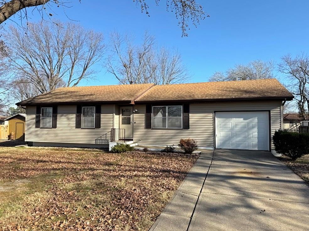 1509 S Vernon Street, El Dorado Springs, MO