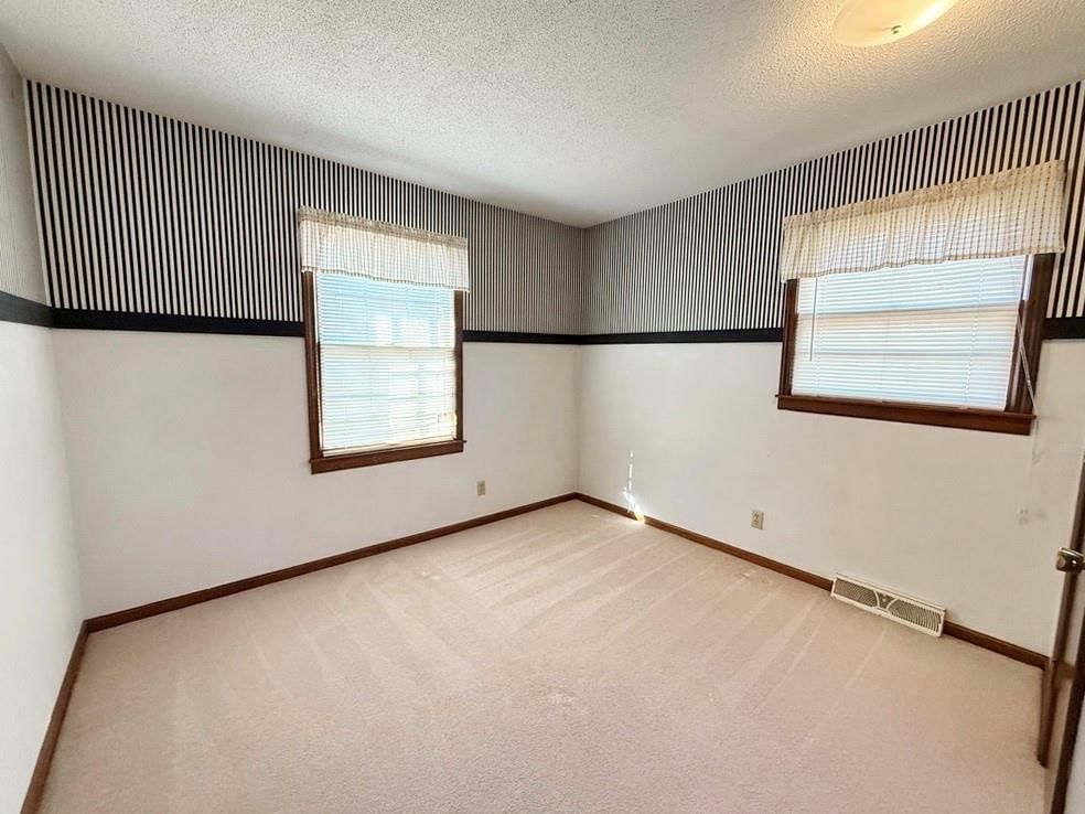 1509 S Vernon Street — photo 26