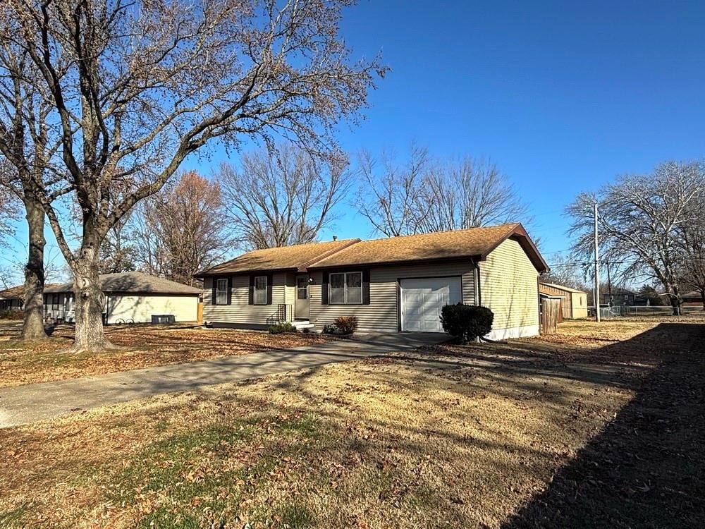 1509 S Vernon Street — photo 36
