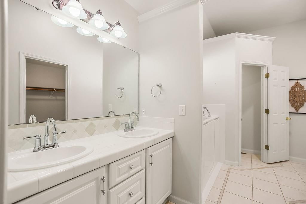 614 Meadowlark Drive — photo 15