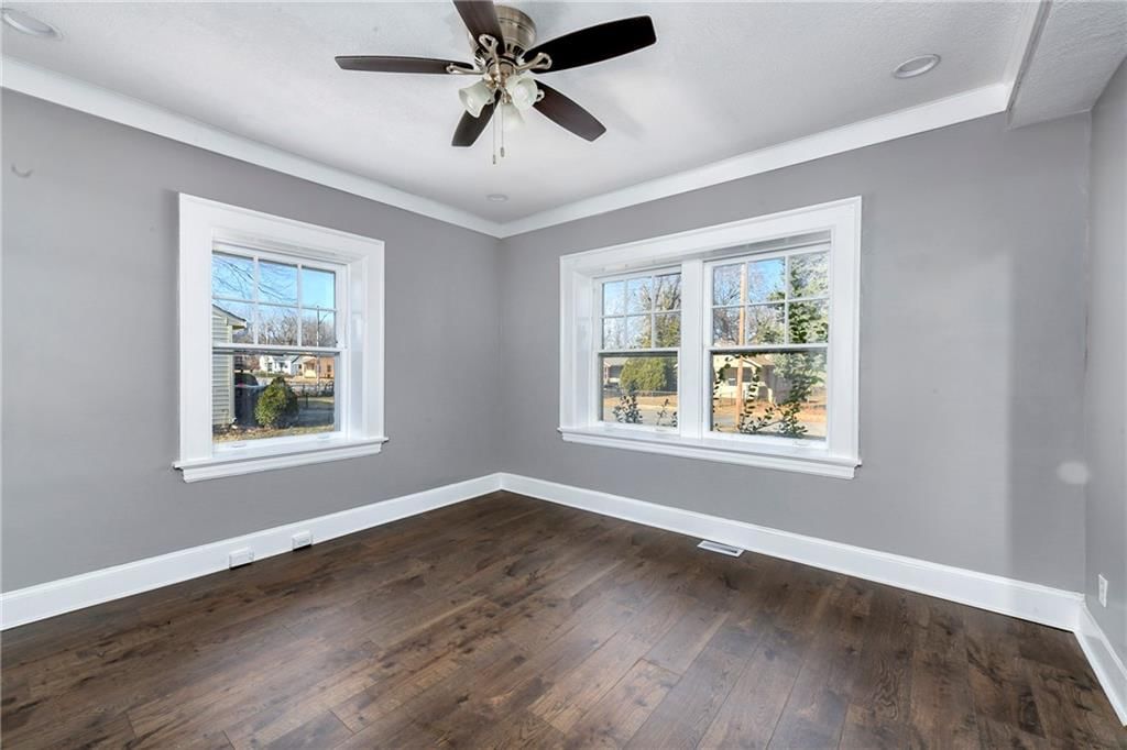 4215 E 61st Street — photo 15