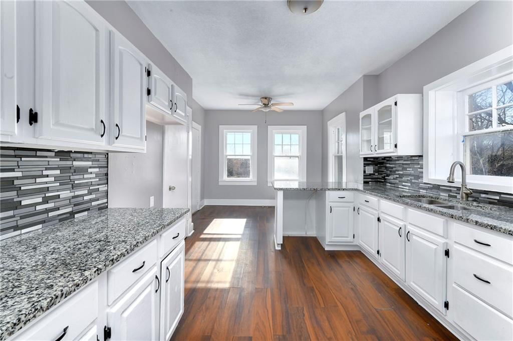 4215 E 61st Street — photo 16