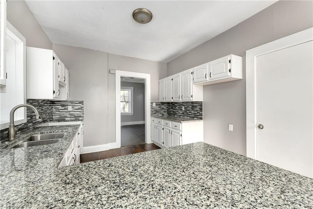 4215 E 61st Street — photo 22