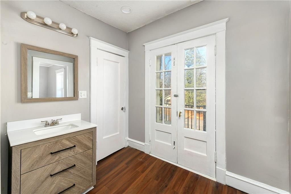 4215 E 61st Street — photo 28