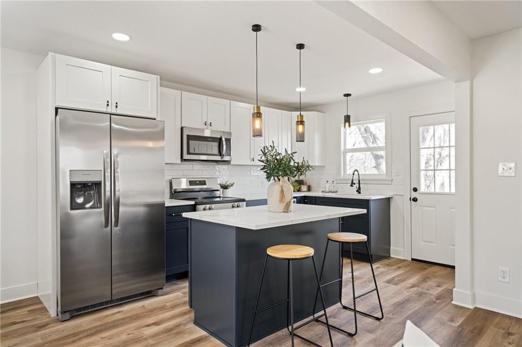 1339 S Hocker Avenue — photo 13